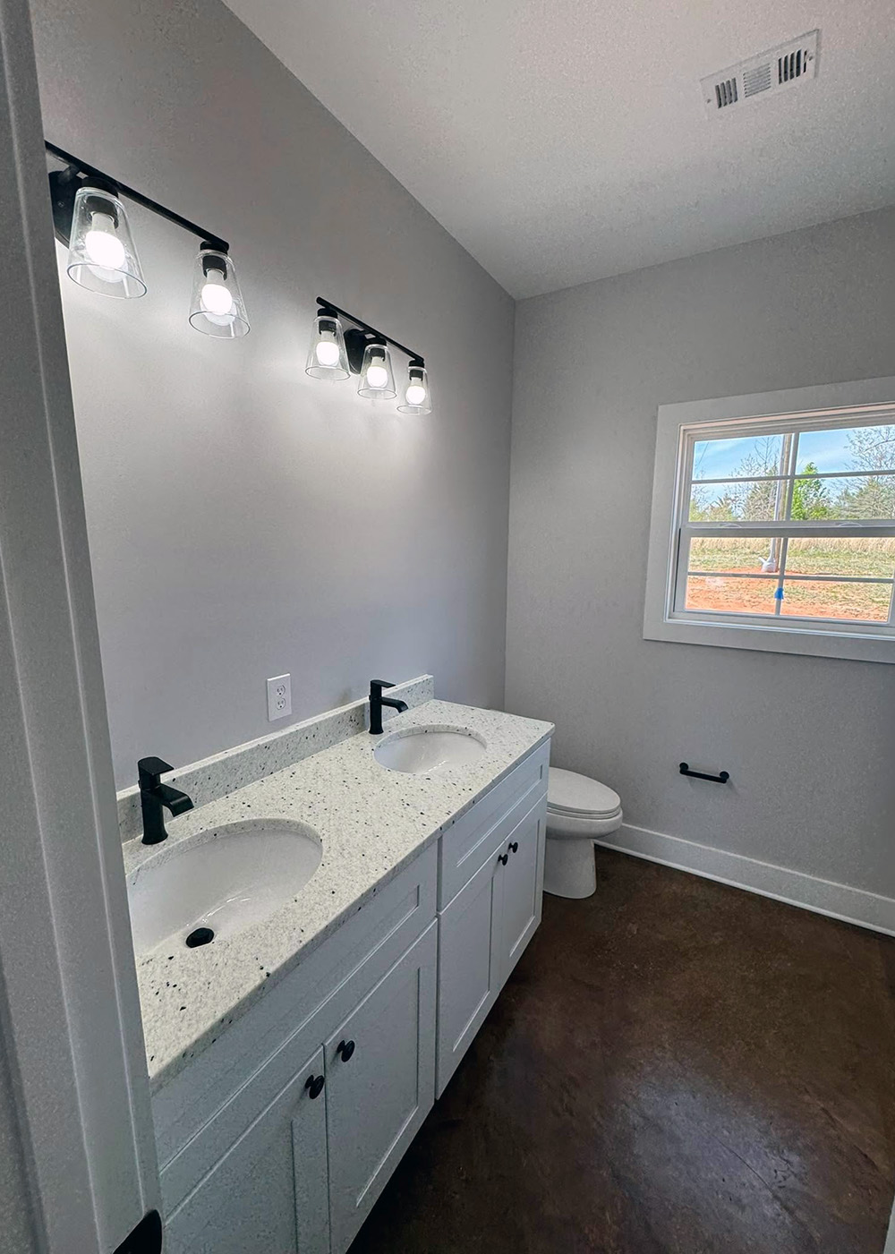 interior_6475449036762125860_n